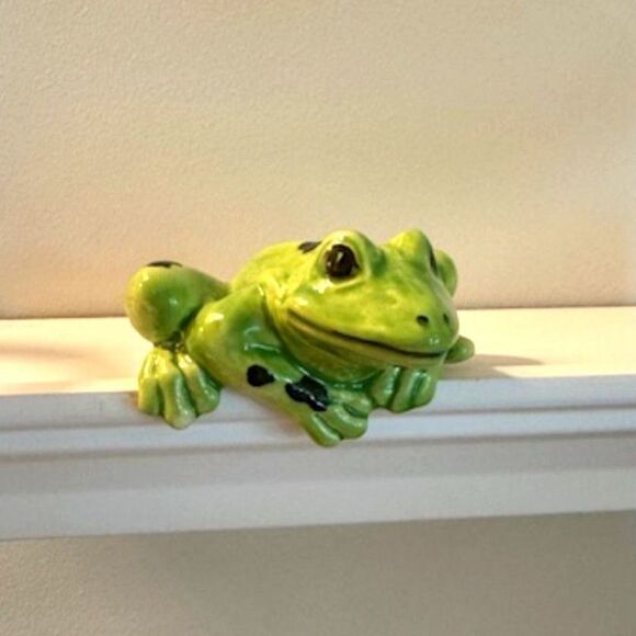 VTG Porcelain Green Frog Figurine SHELF SITTER 3.25"X3.25" Garden Animal Decor - Picture 5 of 14